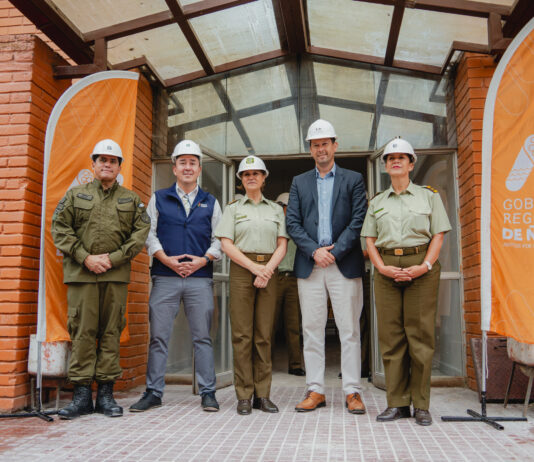 AUTORIDADES INSPECCIONAN OBRAS DE LA ESCUELA TRANSITORIA DE CARABINEROS EN QUIRIHUE: PROYECTO PRESENTA UN 75% DE AVANCE