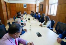 DELEGADO PRESIDENCIAL SE REÚNE CON LOS 21 ALCALDES DE ÑUBLE